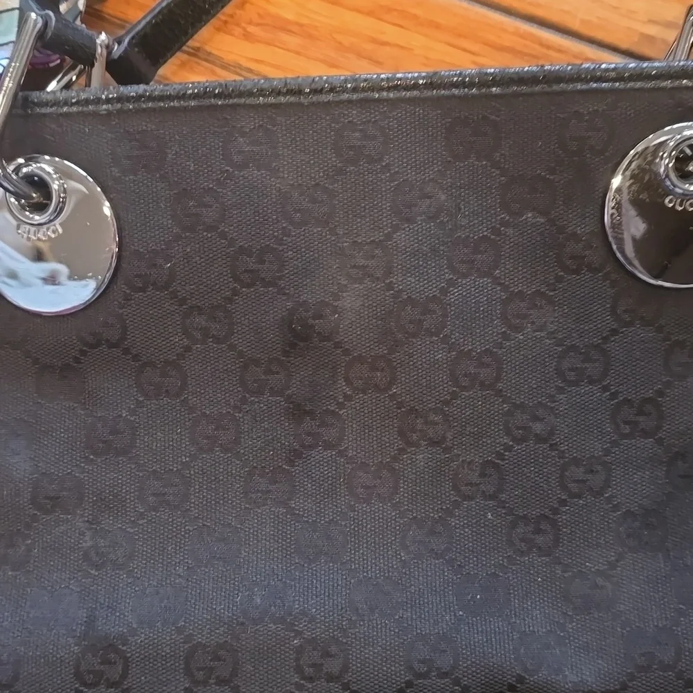 Black Gucci Date Night purse - Picture 4 of 16